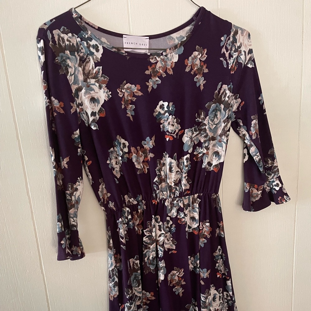 Floral mid sleeve dress